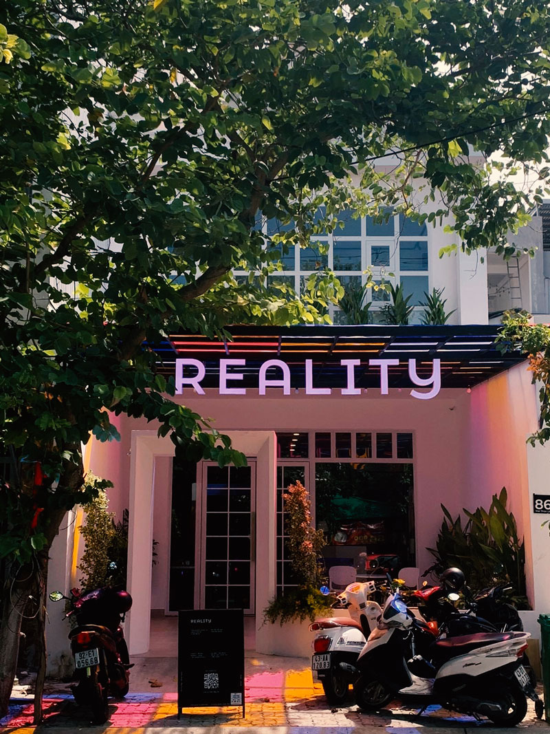 Inside REALITY — coffee shop, bar and community space in Đà Nẵng